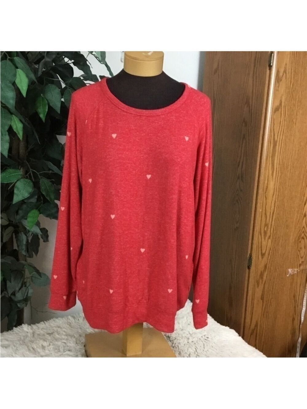 Buffalo David Bitton long sleeve sweatshirt Woman’s size Large red